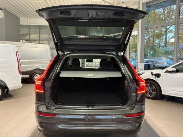 Volvo XC60 B4 Momentum Pro 145 kW image number 19