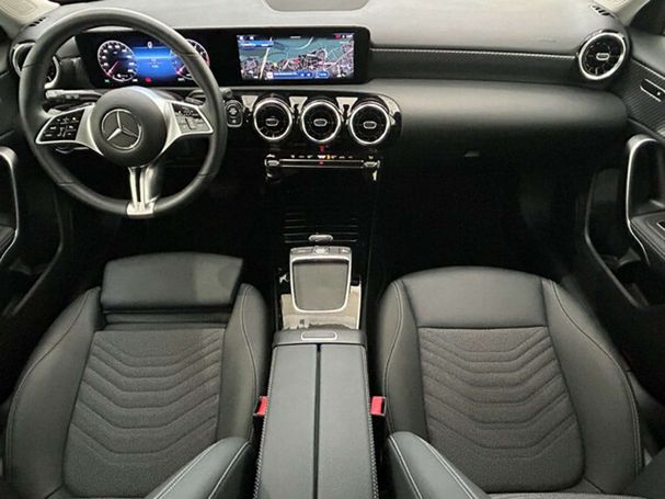 Mercedes-Benz A 180 100 kW image number 9