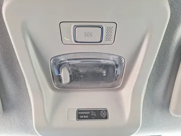 Car image 35