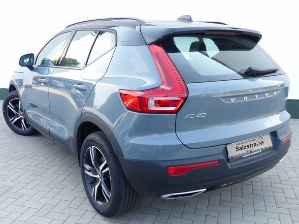 Volvo XC40 T3 Geartronic 120 kW image number 3