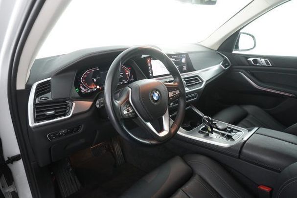 BMW X5 xDrive25d xLine 170 kW image number 8