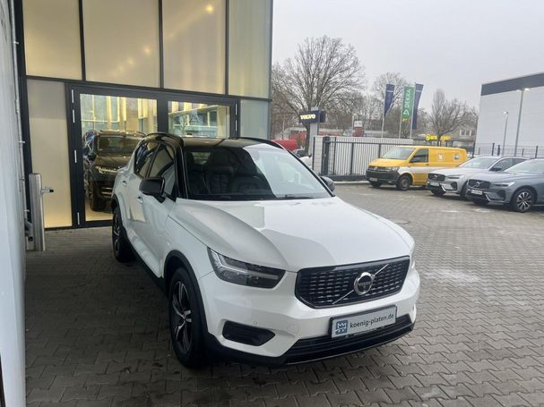 Volvo XC40 B5 R Design AWD 184 kW image number 1