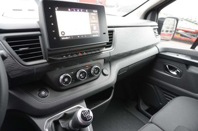 Car image 31