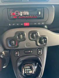 Car image 16