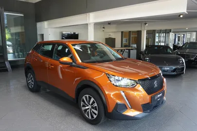 Car image 2