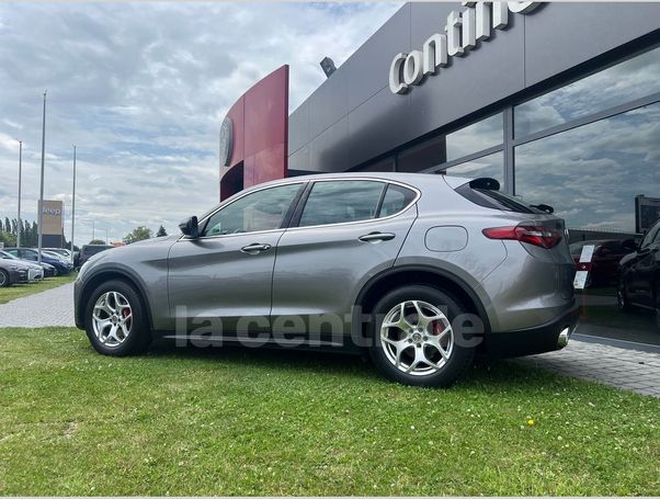 Alfa Romeo Stelvio 2.2 Diesel AT8 Super 110 kW image number 3