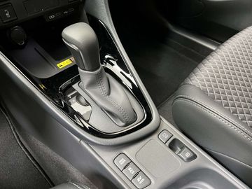 Car image 10