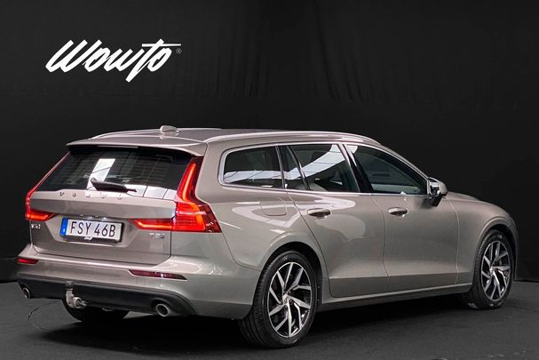 Volvo V60 T8 R AWD Momentum 288 kW image number 4