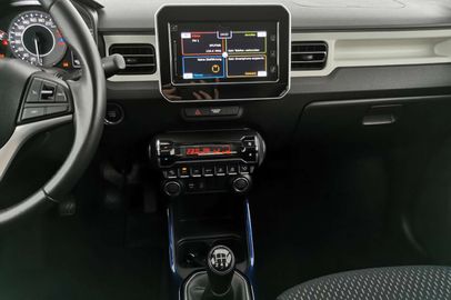 Car image 13