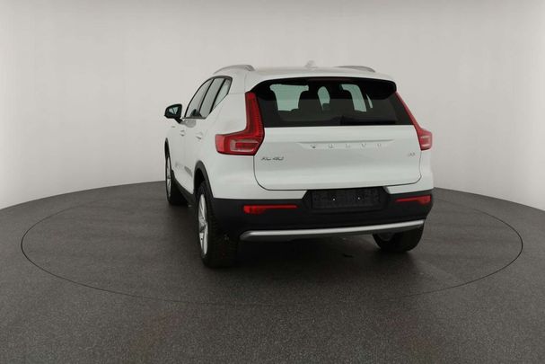 Volvo XC40 B3 Core 120 kW image number 36