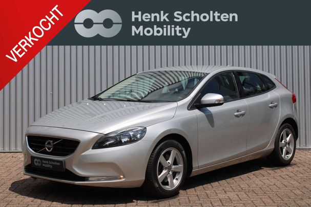 Volvo V40 T3 110 kW image number 1