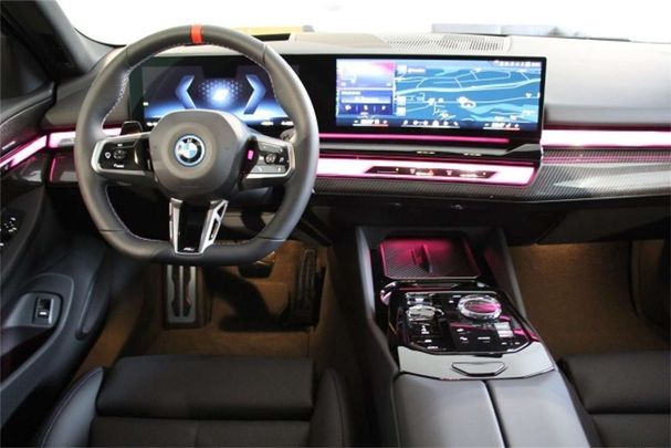 BMW i5 M60 xDrive 442 kW image number 14