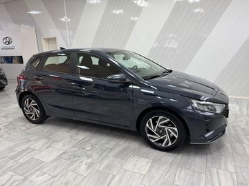 Car image 20