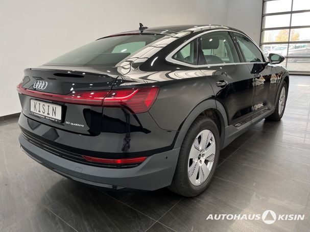 Audi e-tron 50 quattro Sportback 230 kW image number 3