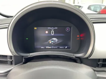 Car image 37