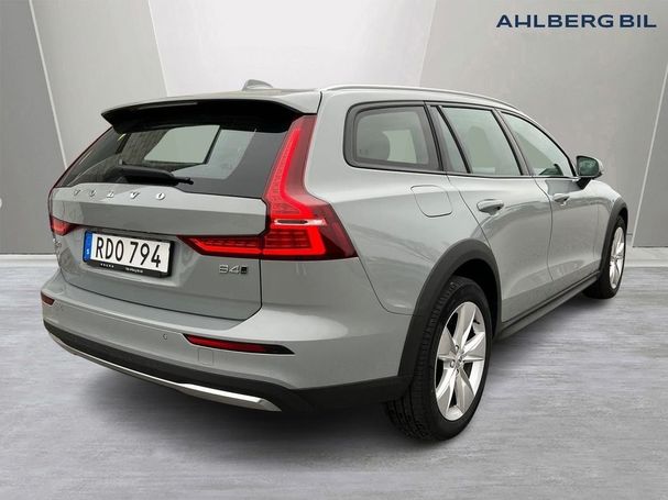 Volvo V60 Cross Country AWD B4 147 kW image number 3