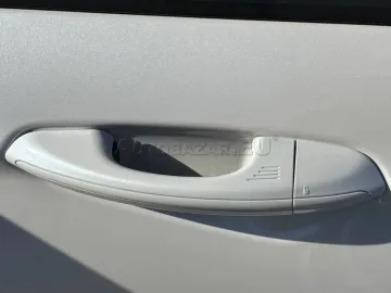 Car image 41