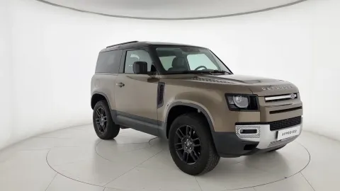 Car image 26
