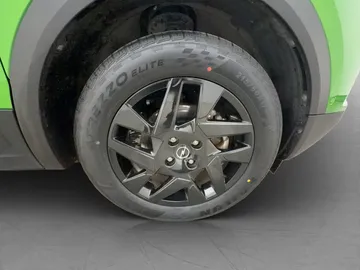 Car image 31