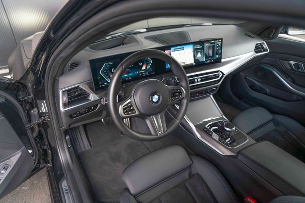 BMW 320i Touring 135 kW image number 4