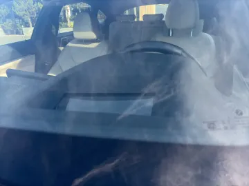 Car image 34