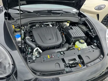 Car image 33