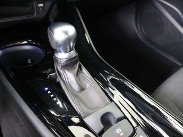 Car image 12