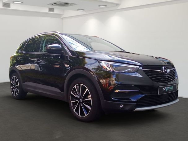 Opel Grandland X 1.6 DI Hybrid4 221 kW image number 2