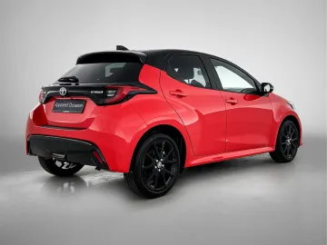 Car image 2
