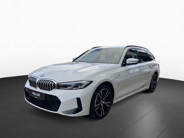 BMW 330e Touring M 215 kW image number 1