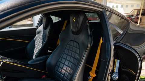 Car image 24