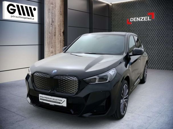 BMW iX1 xDrive30 200 kW image number 2