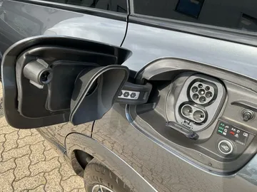 Car image 31