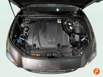 Car image 26