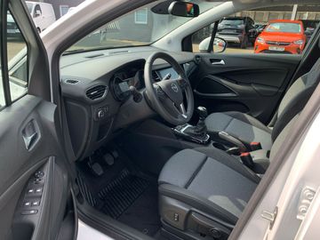 Car image 10