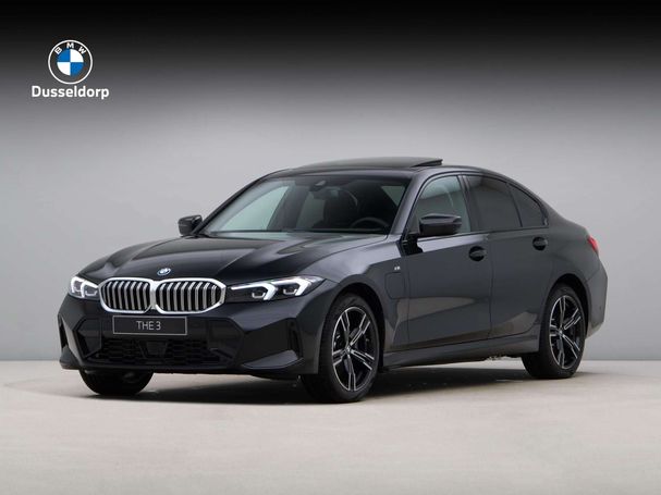 BMW 330 e 215 kW image number 1