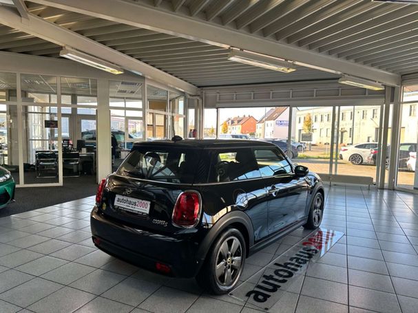 Mini Cooper SE Essential Trim 135 kW image number 4