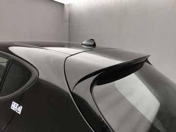 Car image 36