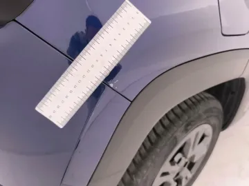 Car image 36