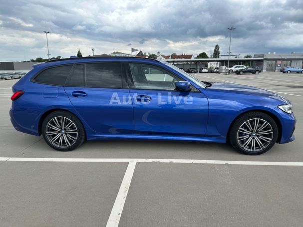 BMW 330i Touring xDrive 215 kW image number 6