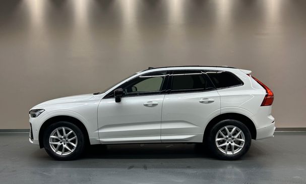 Volvo XC60 AWD Ultimate 145 kW image number 4