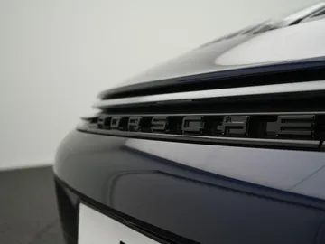 Car image 39