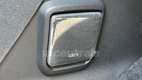 Car image 31