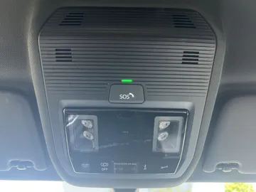 Car image 39
