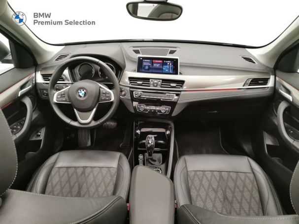 BMW X1 sDrive18i xLine 101 kW image number 10