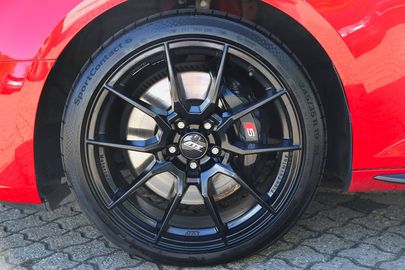 Car image 27