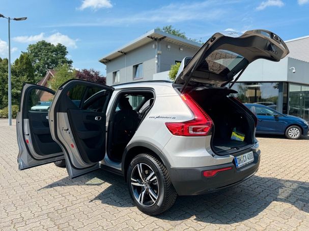 Volvo XC40 B3 Plus Dark DKG 120 kW image number 10