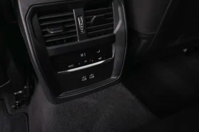 Car image 50