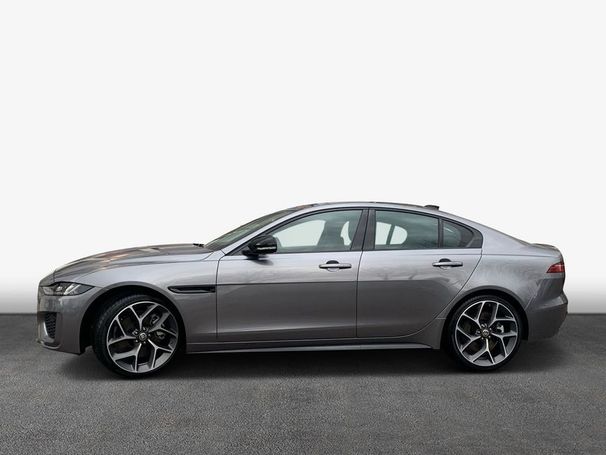 Jaguar XE P300 AWD 221 kW image number 4