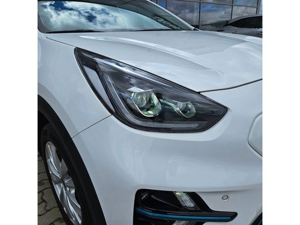 Kia Niro e 64 kWh Spirit 150 kW image number 18